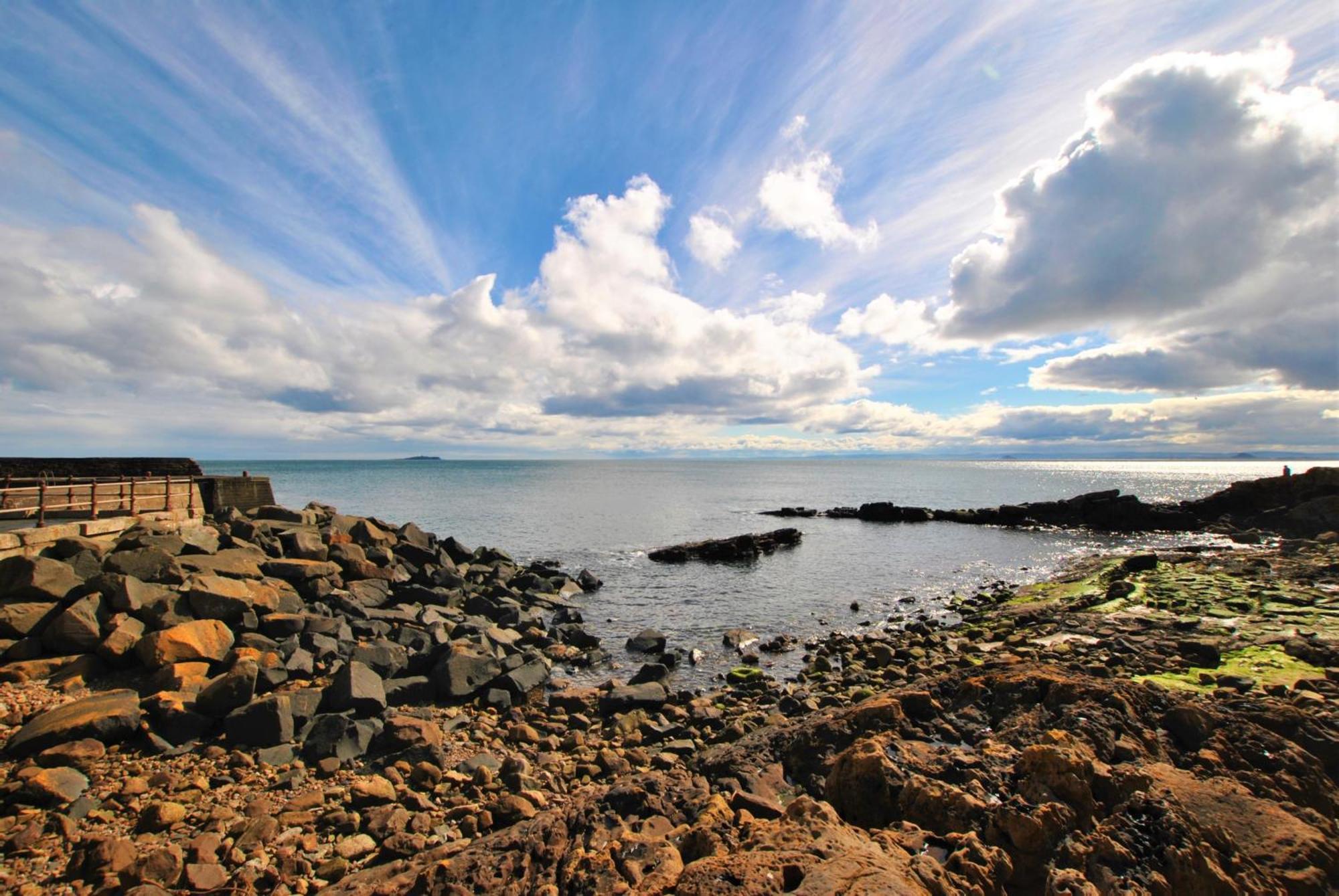 Aqua Vista- Seafront Cottage Cellardyke 安斯特拉瑟 外观 照片